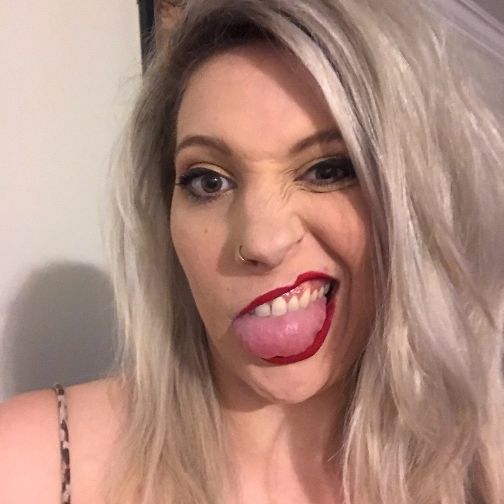 Meet your Posher, Jacqueline